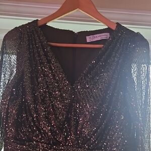 Mac Duggal Sequin Long Sleeve V-Neck Dress in Black with Iridescent Sparkle
